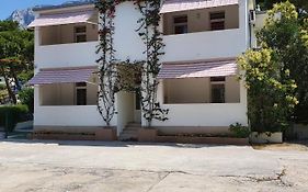 Studio Apartments Marija With Private Parking